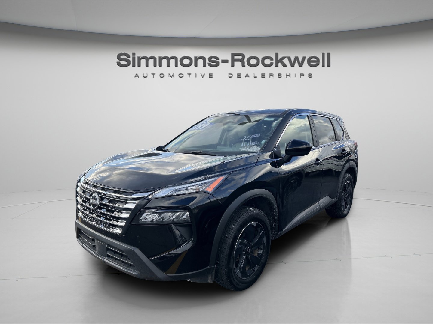 Used 2025 Nissan Rogue SV AWD/4WD image 8