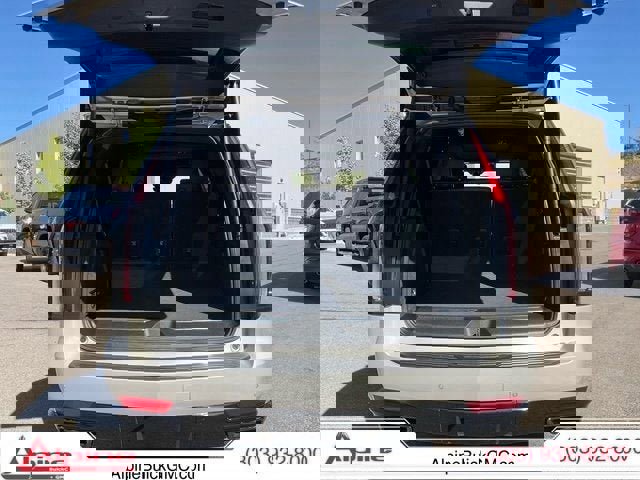 Used 2023 Cadillac Escalade ESV Sport Platinum image 18