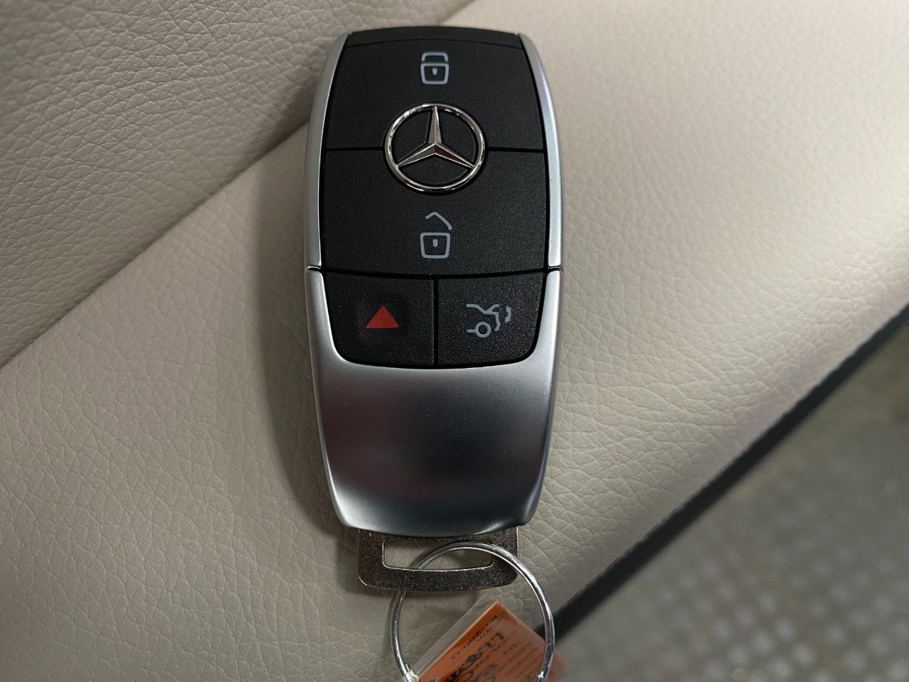 New 2026 Mercedes-Benz GLE 450 4MATIC image 36