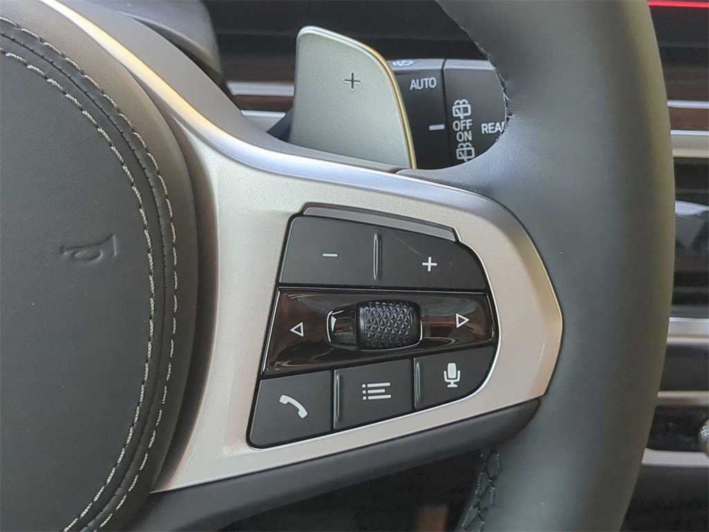 New 2026 BMW X7 xDrive40i w/ Executive Package image 27