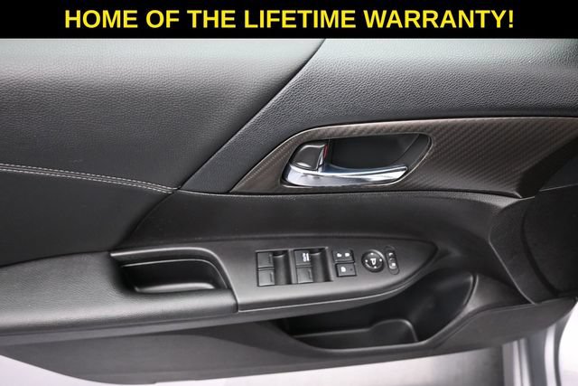 Used 2016 Honda Accord Sport image 13