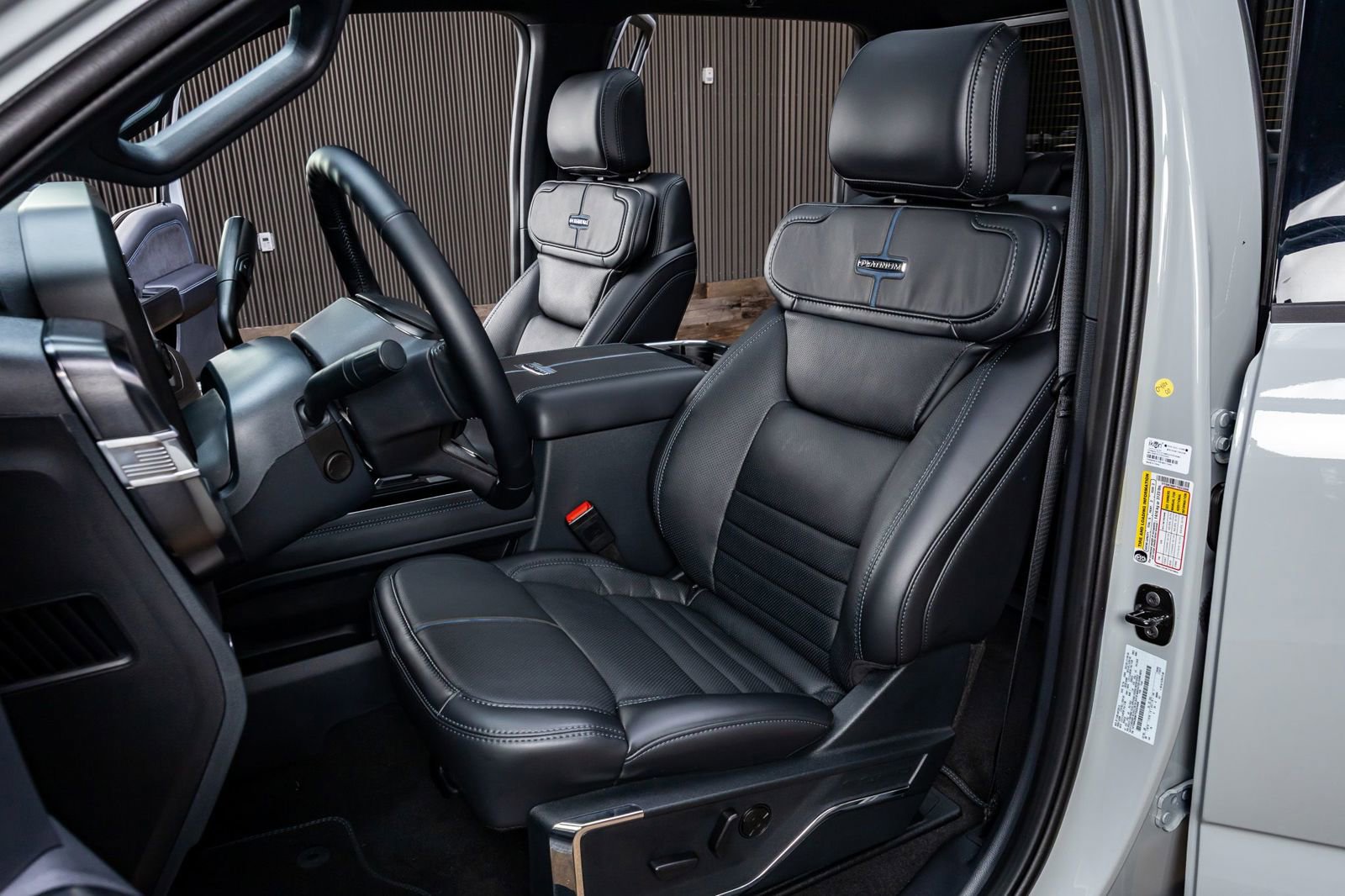 Used 2026 Ford F250 Platinum image 30