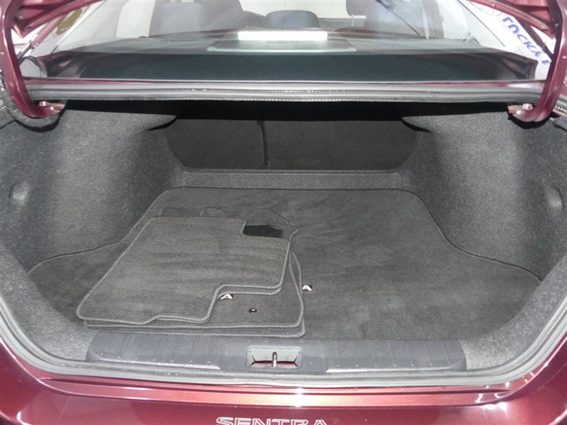 Used 2021 Nissan Sentra SV image 9