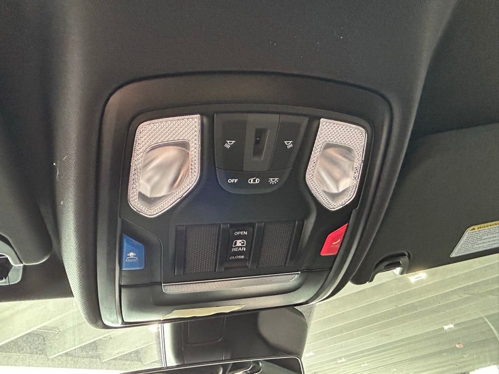 New 2026 RAM 1500 4x4 Crew Cab image 37