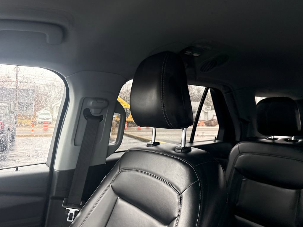 Used 2021 Ford Explorer XLT w/ Equipment Group 202A image 45