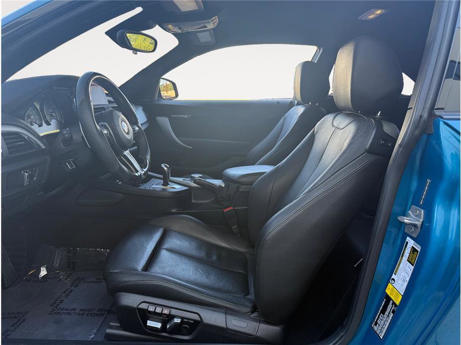 Used 2017 BMW M2 RWD image 9