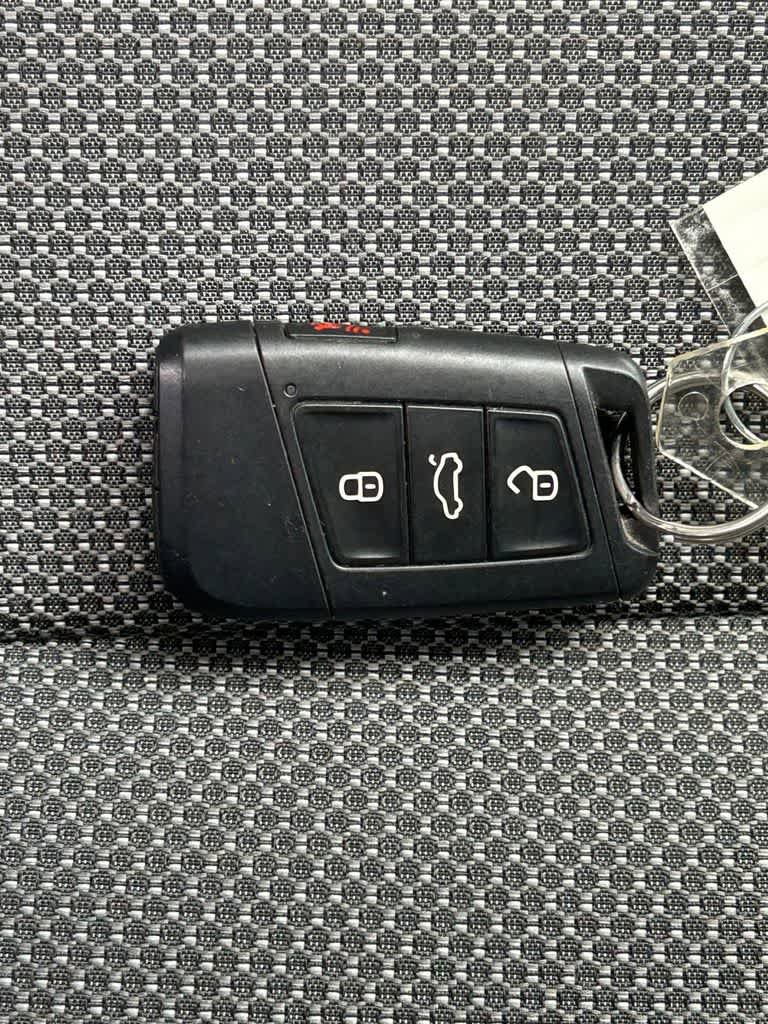 Used 2022 Volkswagen Taos S FWD image 19