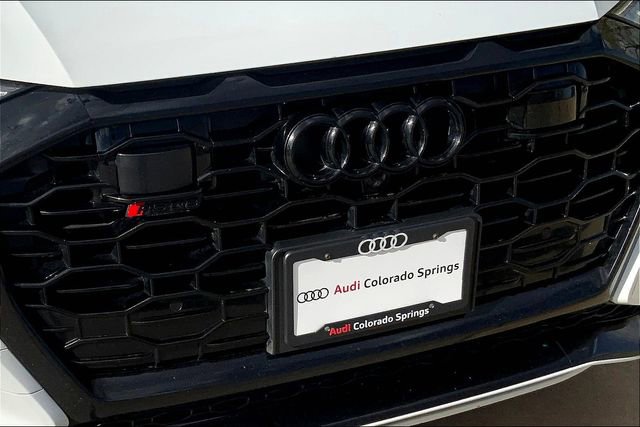 Used 2023 Audi RS Q8 4.0T image 30