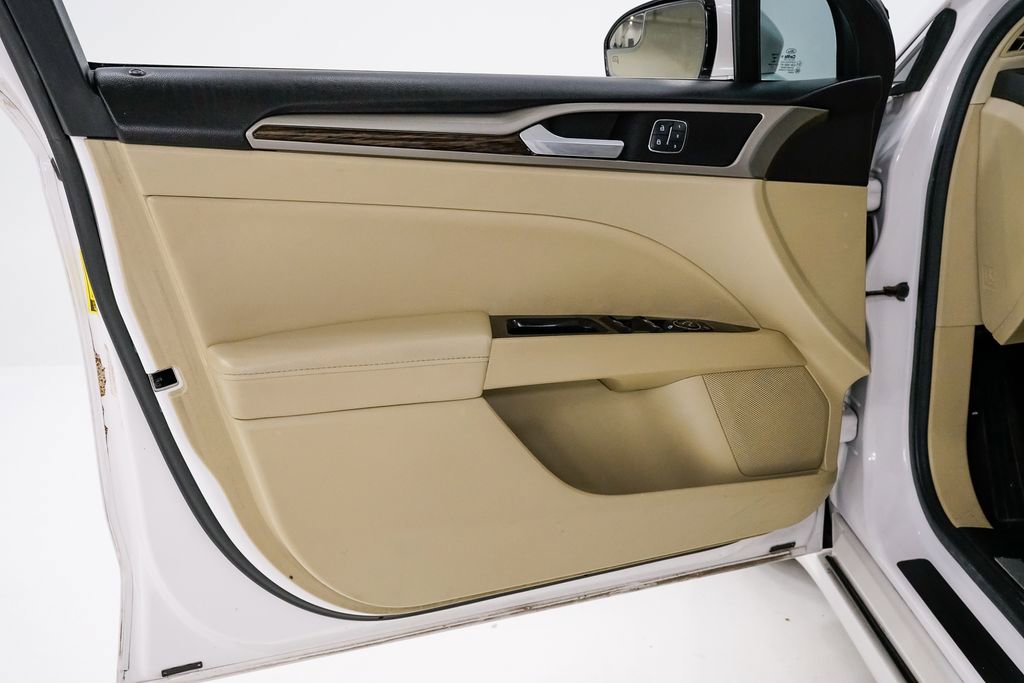 Used 2014 Ford Fusion SE w/ Equipment Group 502A image 7