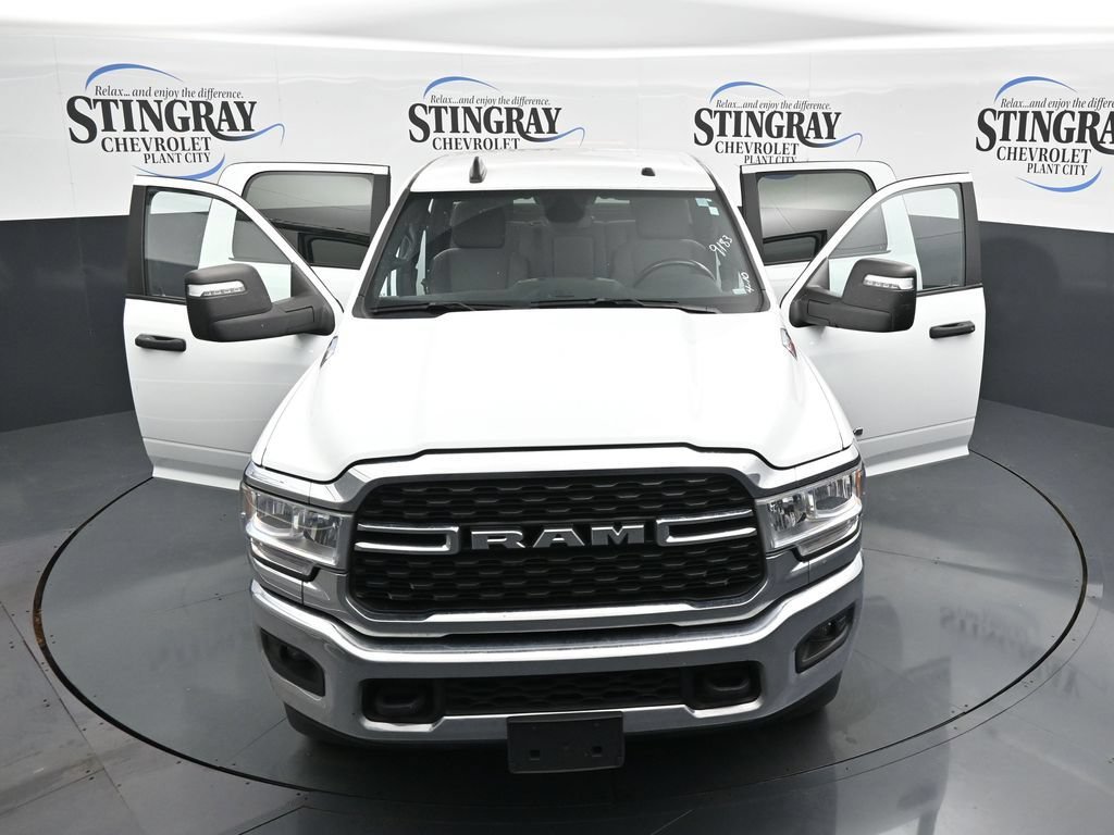 Used 2024 RAM 2500 Big Horn AWD/4WD image 34