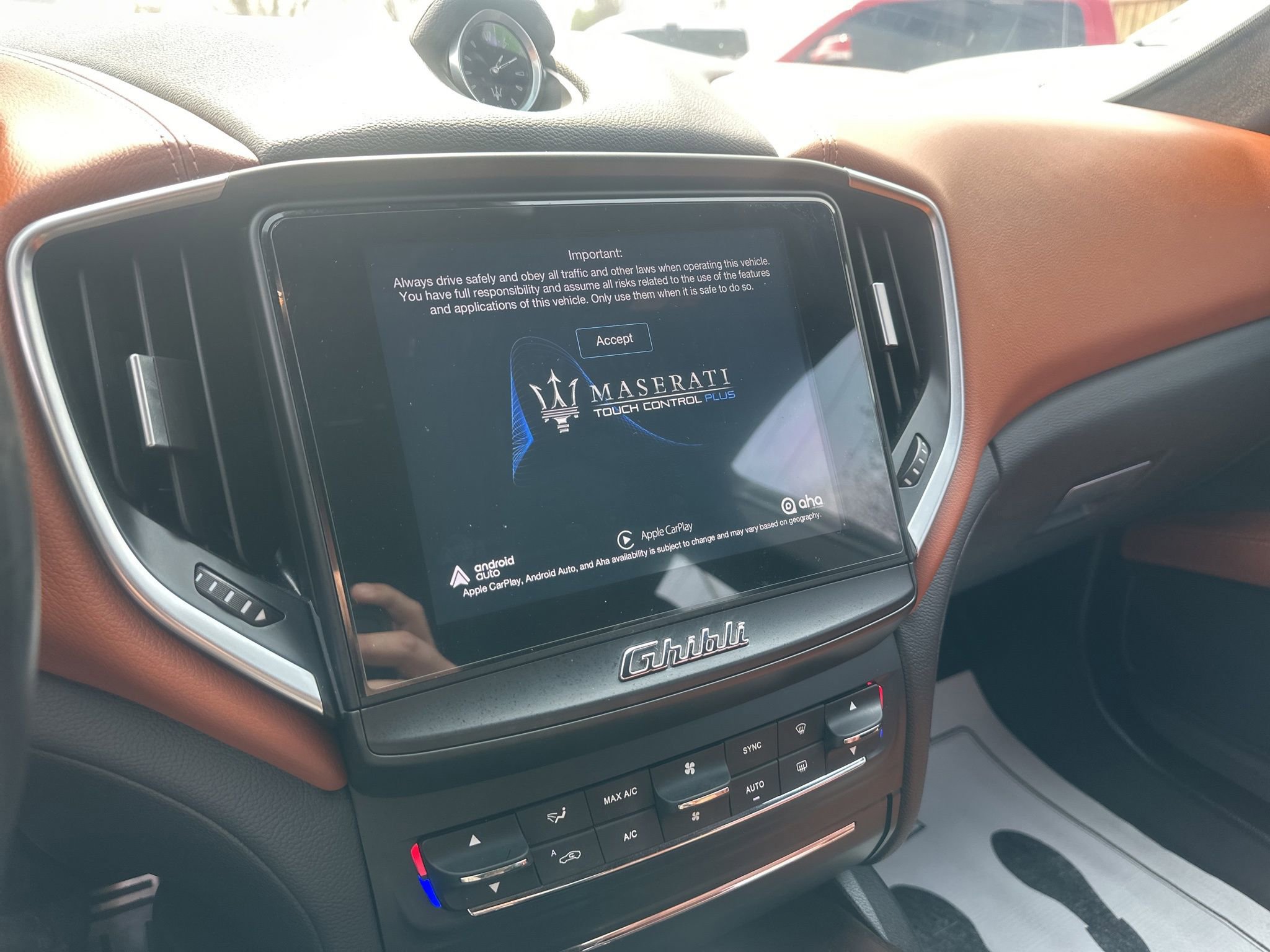 Used 2017 Maserati Ghibli S image 24