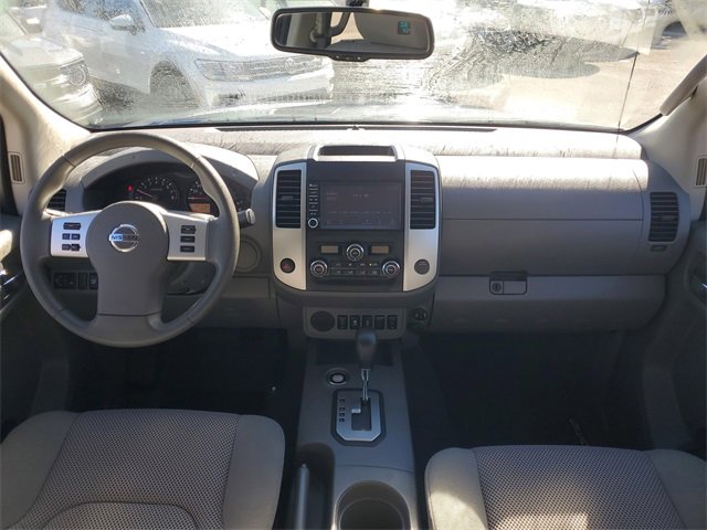 Used 2020 Nissan Frontier SV image 14