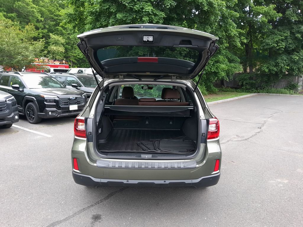 Used 2017 Subaru Outback 2.5i Touring AWD/4WD image 34