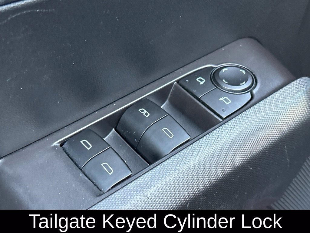 Used 2023 Chevrolet Colorado LT w/ LT Convenience Package III RWD image 16