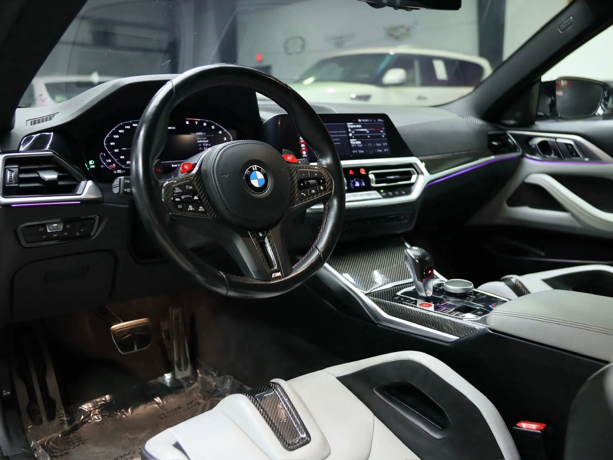 Used 2021 BMW M4 Competition w/ M Carbon Exterior Package image 25