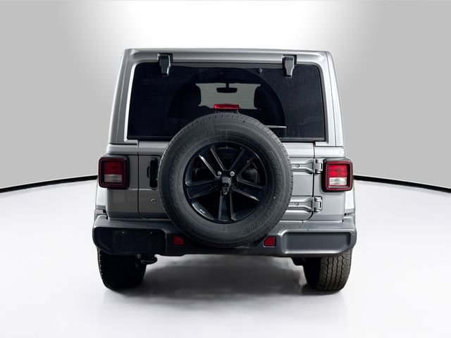 Used 2020 Jeep Wrangler Unlimited Sahara image 9