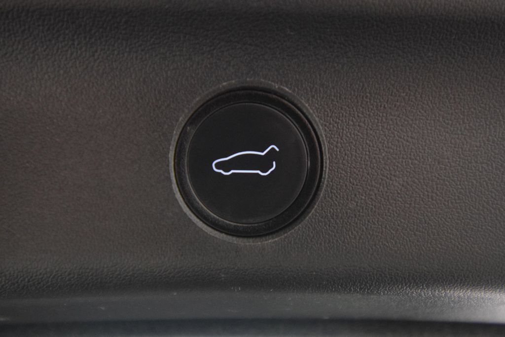Used 2020 Tesla Model Y Long Range AWD/4WD image 36