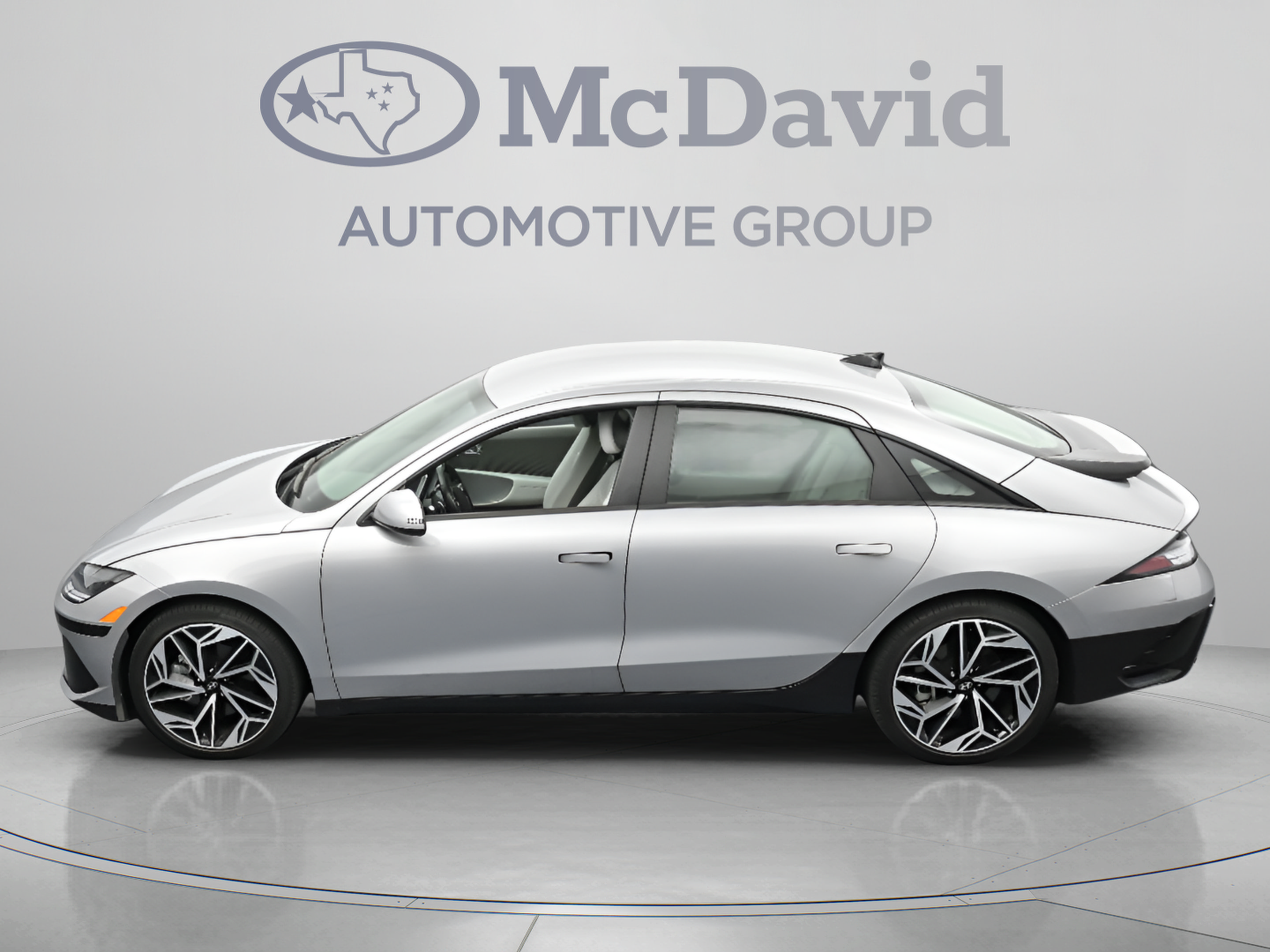 Used 2024 Hyundai Ioniq 6 SEL RWD image 35