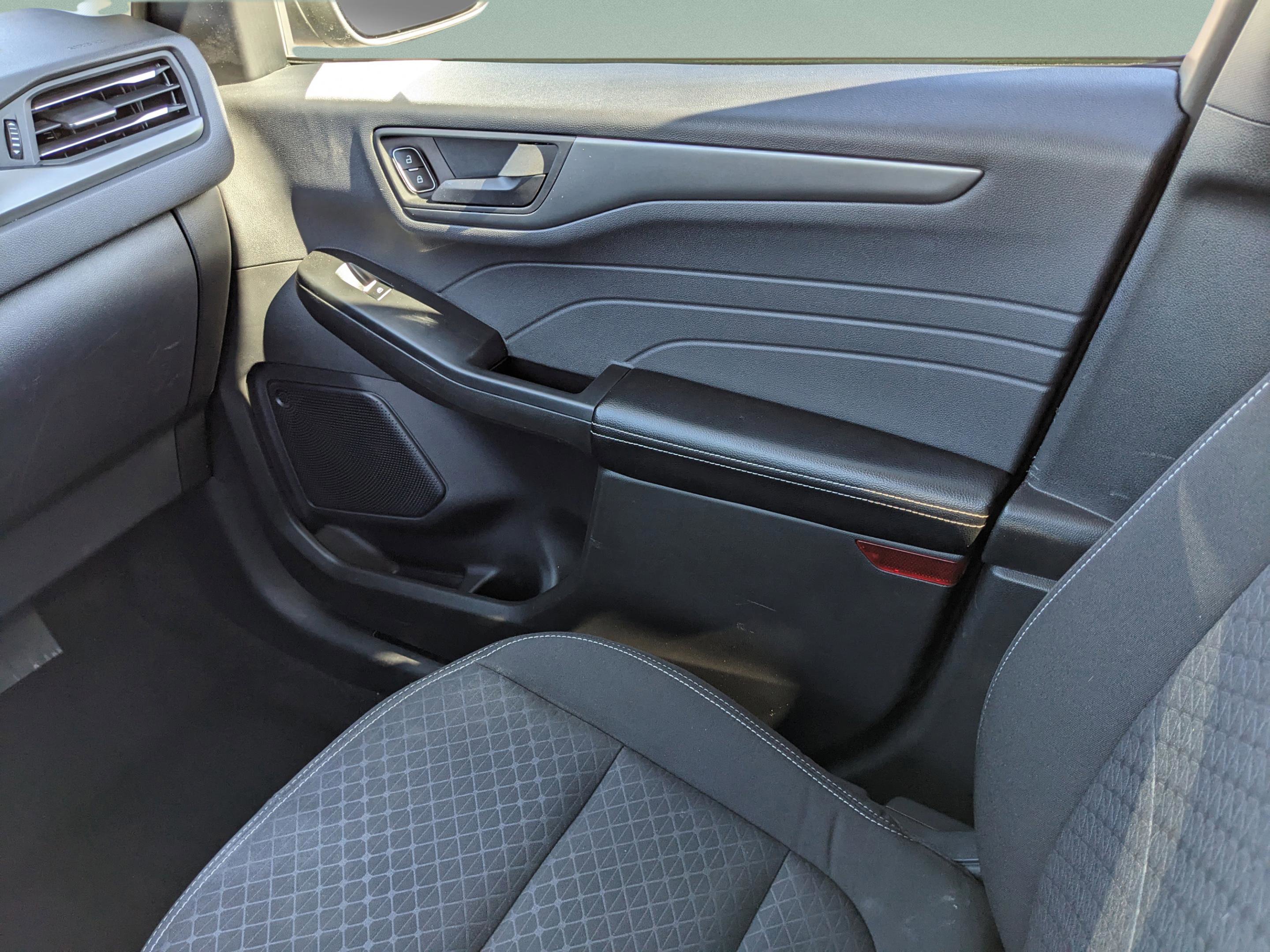 Used 2024 Ford Escape Active image 14