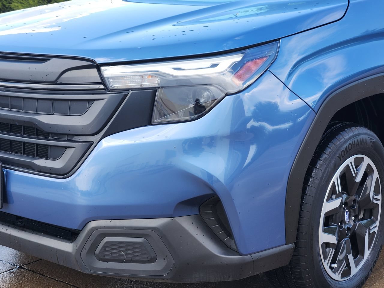 Used 2025 Subaru Forester AWD/4WD image 6