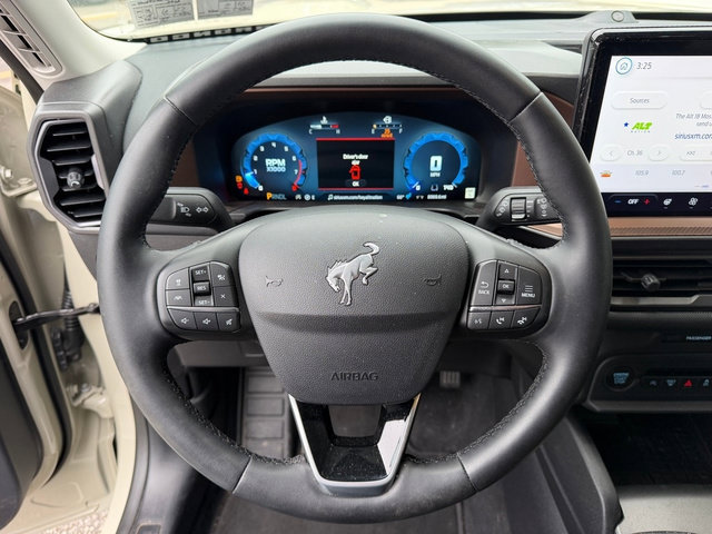 Certified 2025 Ford Bronco Sport Outer Banks w/ Outer Banks Tech Package+ AWD/4WD image 25