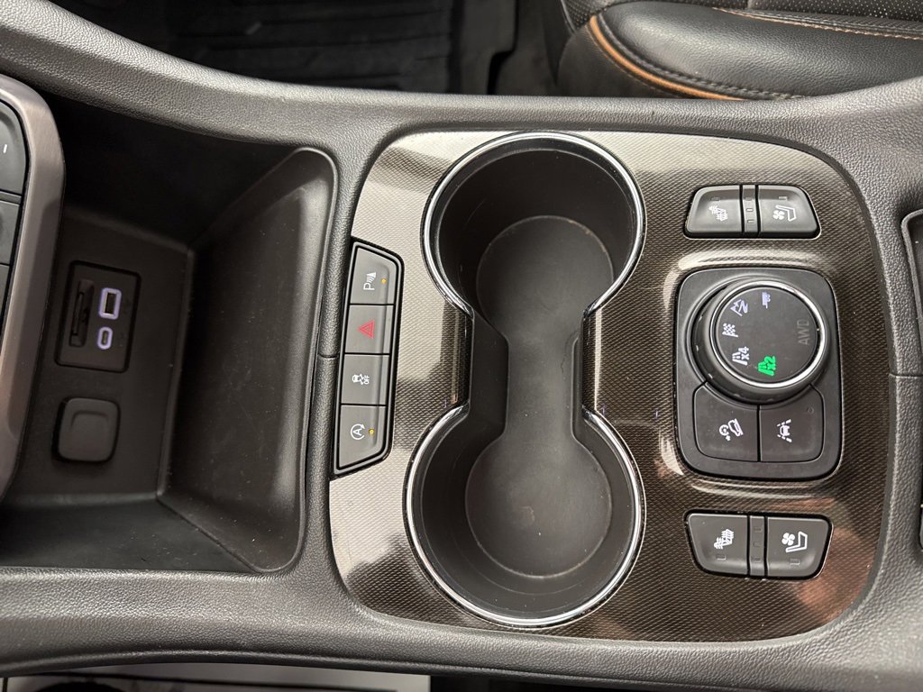 Used 2022 GMC Acadia AT4 w/ GMC Pro Grade Package image 23