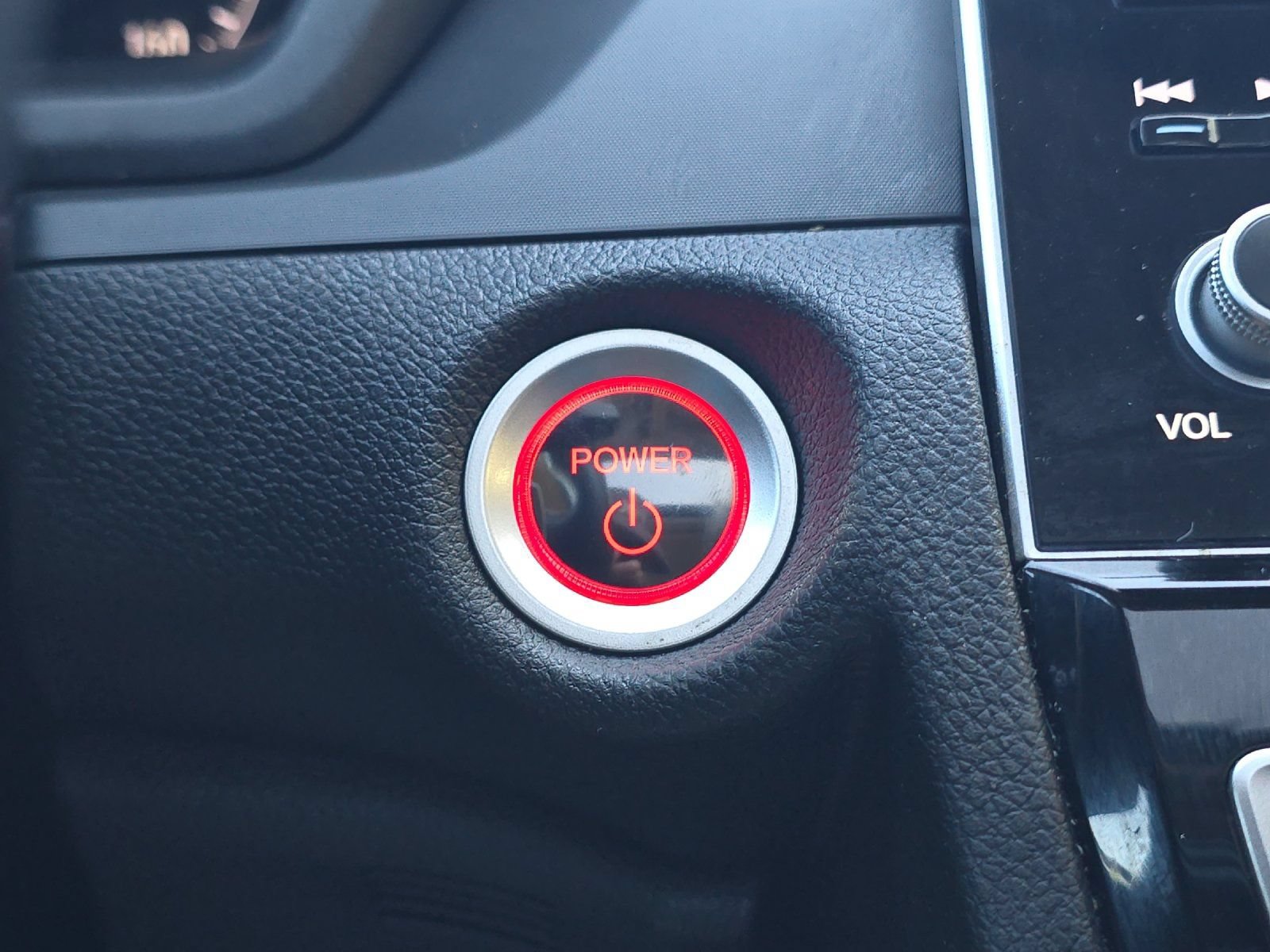 Used 2020 Honda Insight Touring image 21