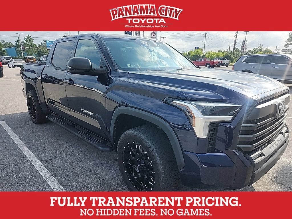 Used 2022 Toyota Tundra SR5 w/ SR5 Premium Package AWD/4WD image 1