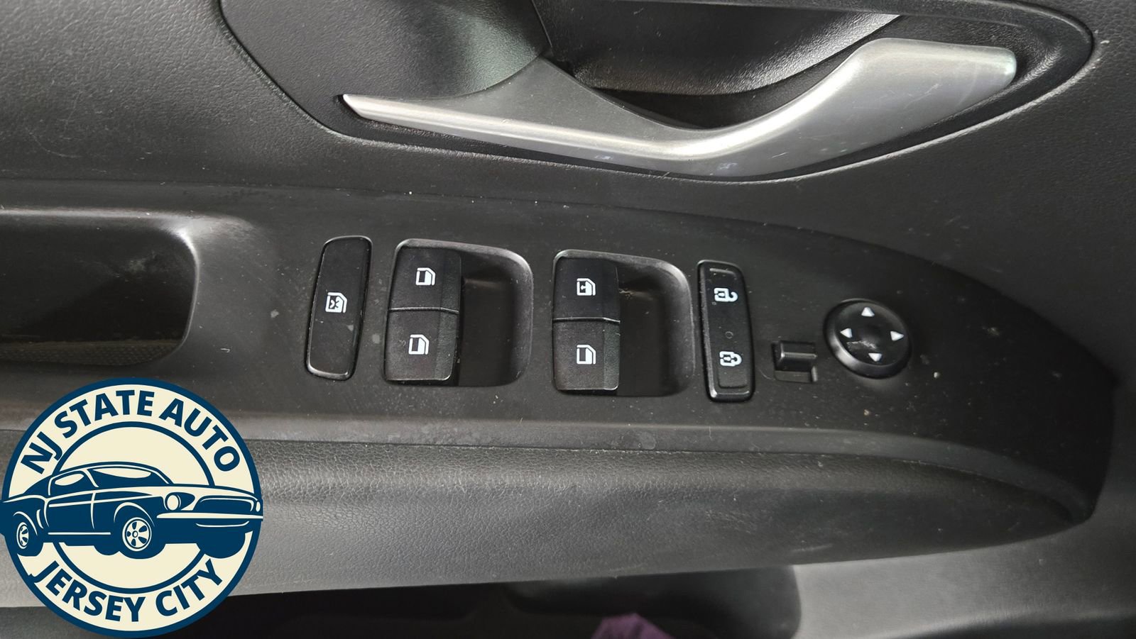 Used 2023 Hyundai Santa Cruz SE image 22