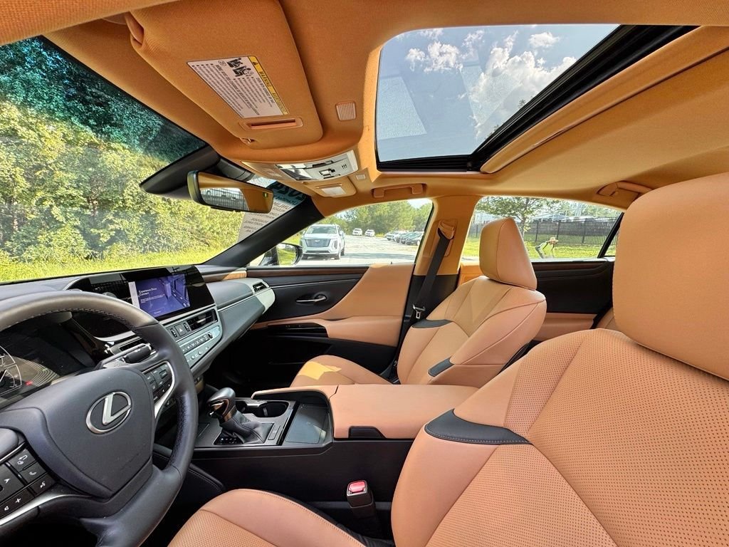Certified 2024 Lexus ES 250 w/ Premium Package AWD/4WD image 22