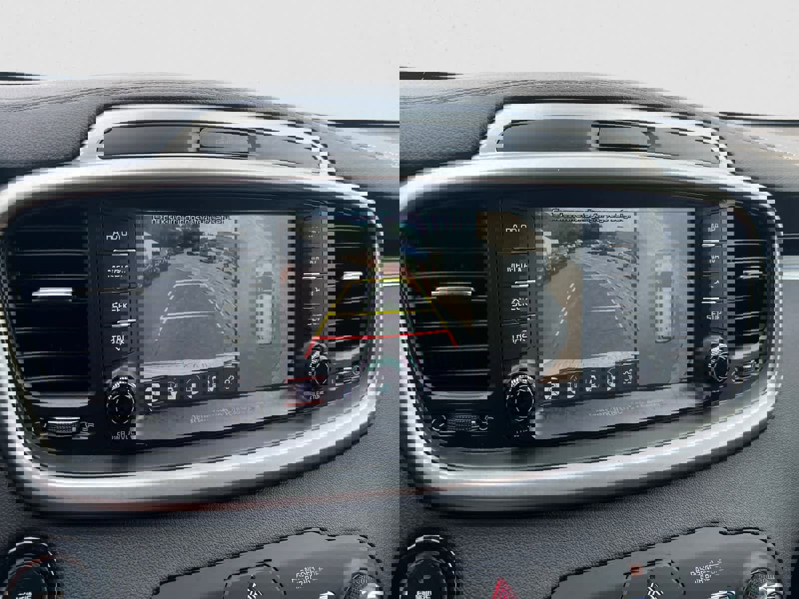 Used 2019 Kia Sorento SX image 22