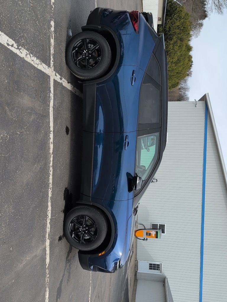 Used 2023 Chevrolet Blazer LT w/ Midnight/Sport Edition image 4