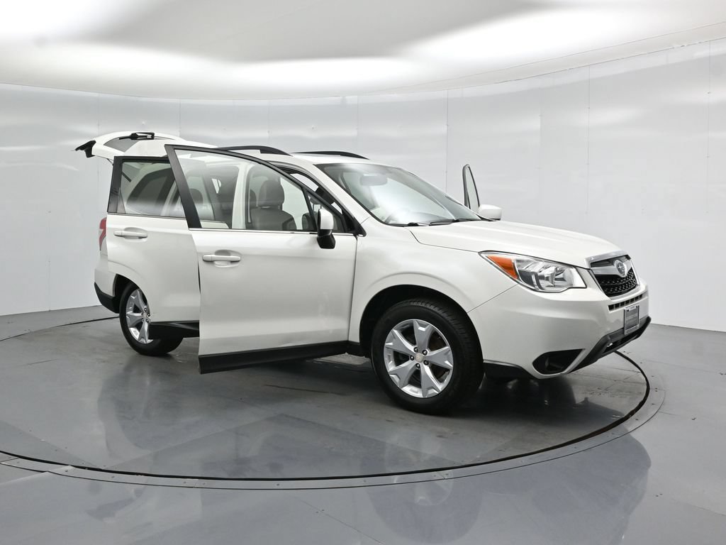 Used 2016 Subaru Forester 2.5i Limited AWD/4WD image 28