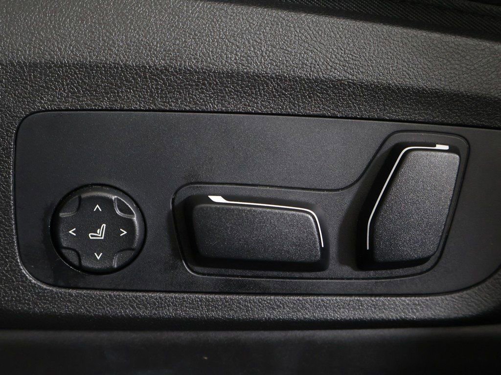 Used 2025 BMW X4 xDrive30i image 37