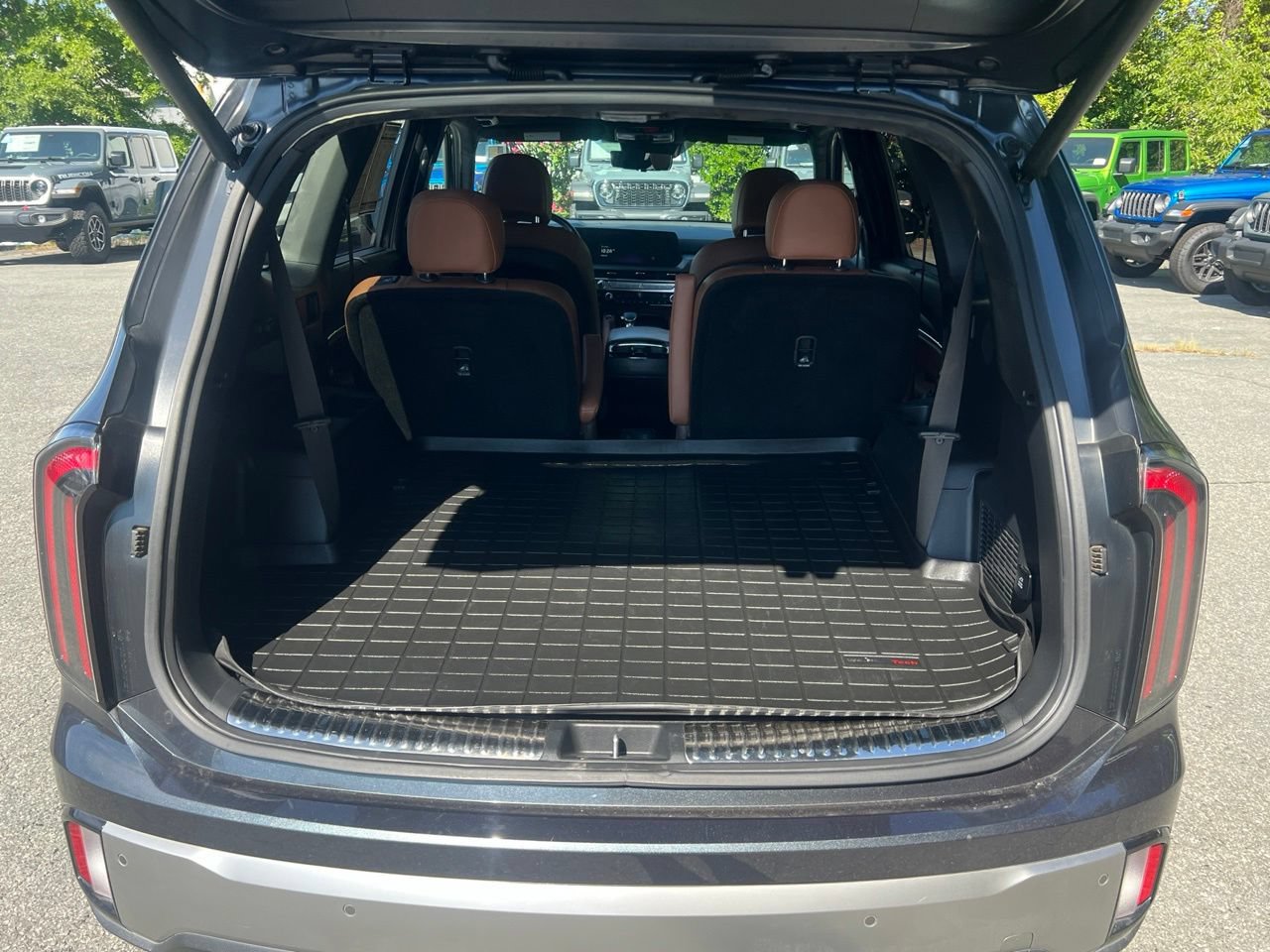 Used 2023 Kia Telluride SX Prestige X-Pro AWD/4WD image 13