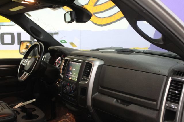 Used 2022 RAM 1500 Warlock AWD/4WD image 12