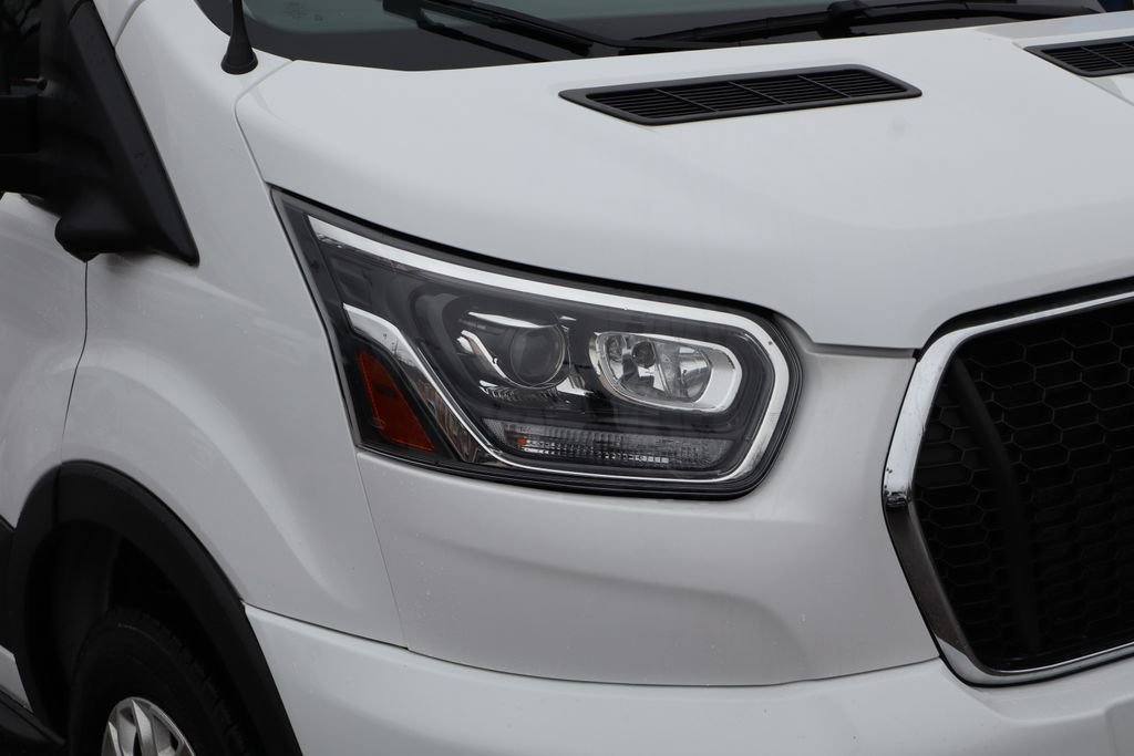 Used 2023 Ford Transit 350 XLT image 5
