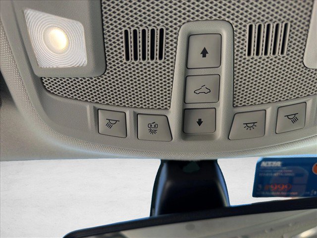 Used 2020 Ford Fusion SE w/ Equipment Group 151A FWD image 19
