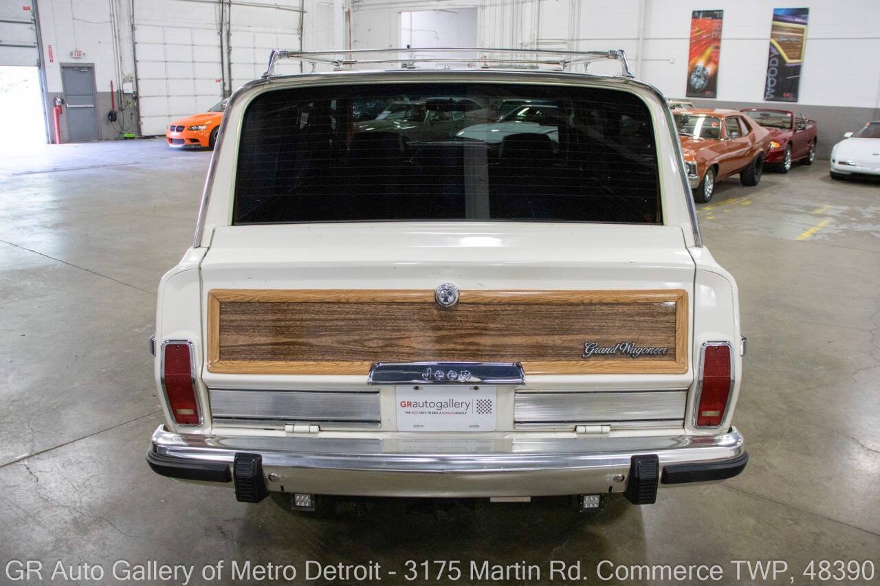 Used 1987 Jeep Grand Wagoneer AWD/4WD image 5