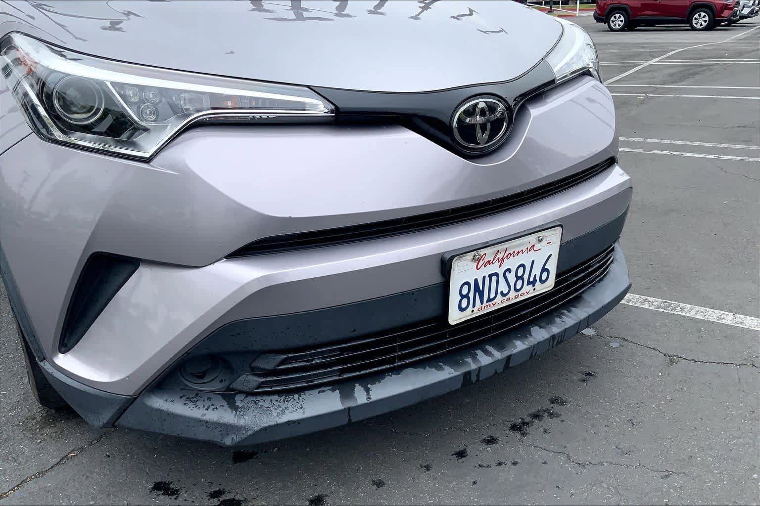 Used 2019 Toyota C-HR XLE FWD image 29