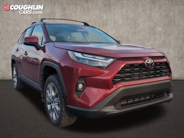 New 2025 Toyota RAV4 XLE Premium w/ Weather Package