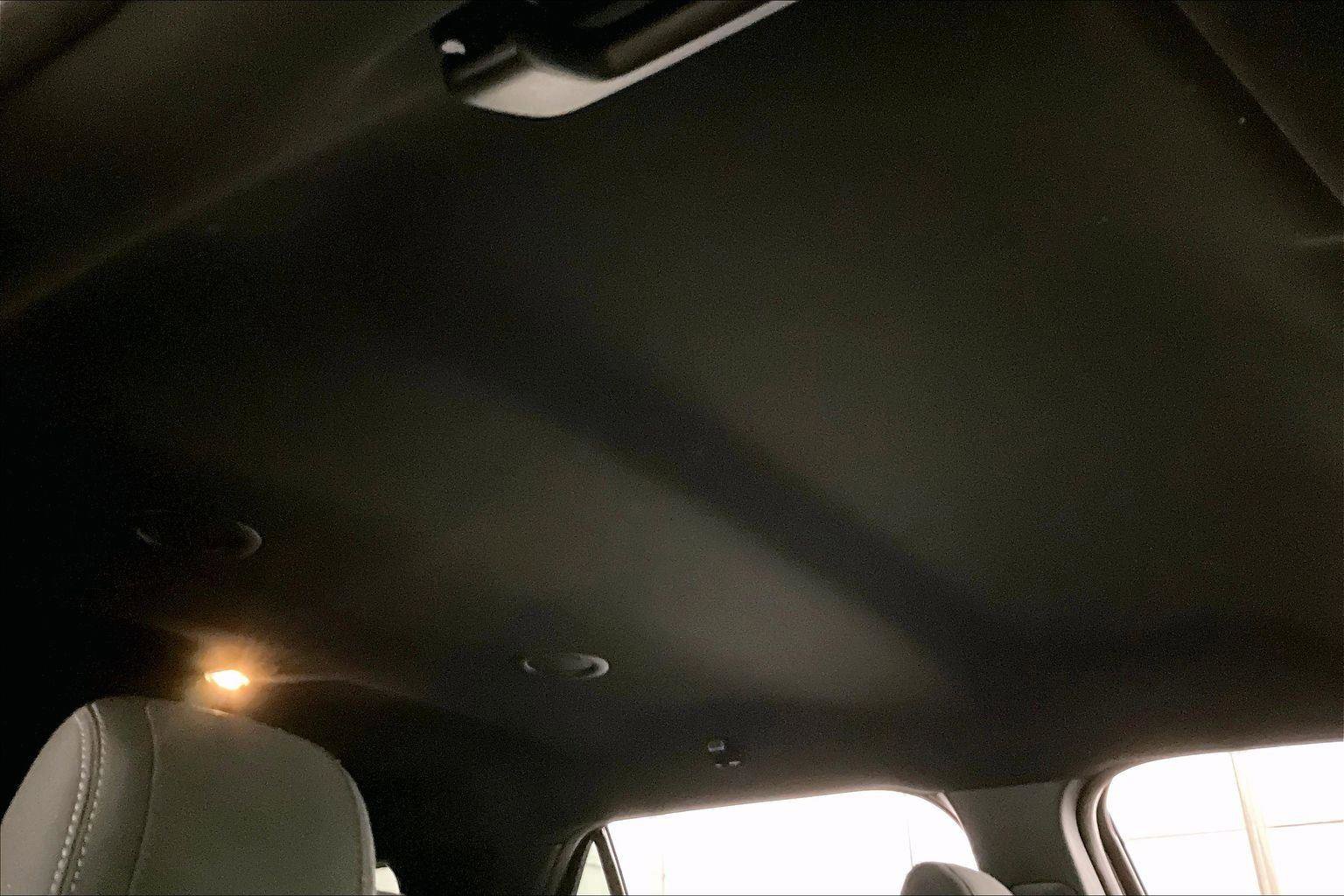 Used 2018 Ford Explorer XLT w/ Equipment Group 201A image 21