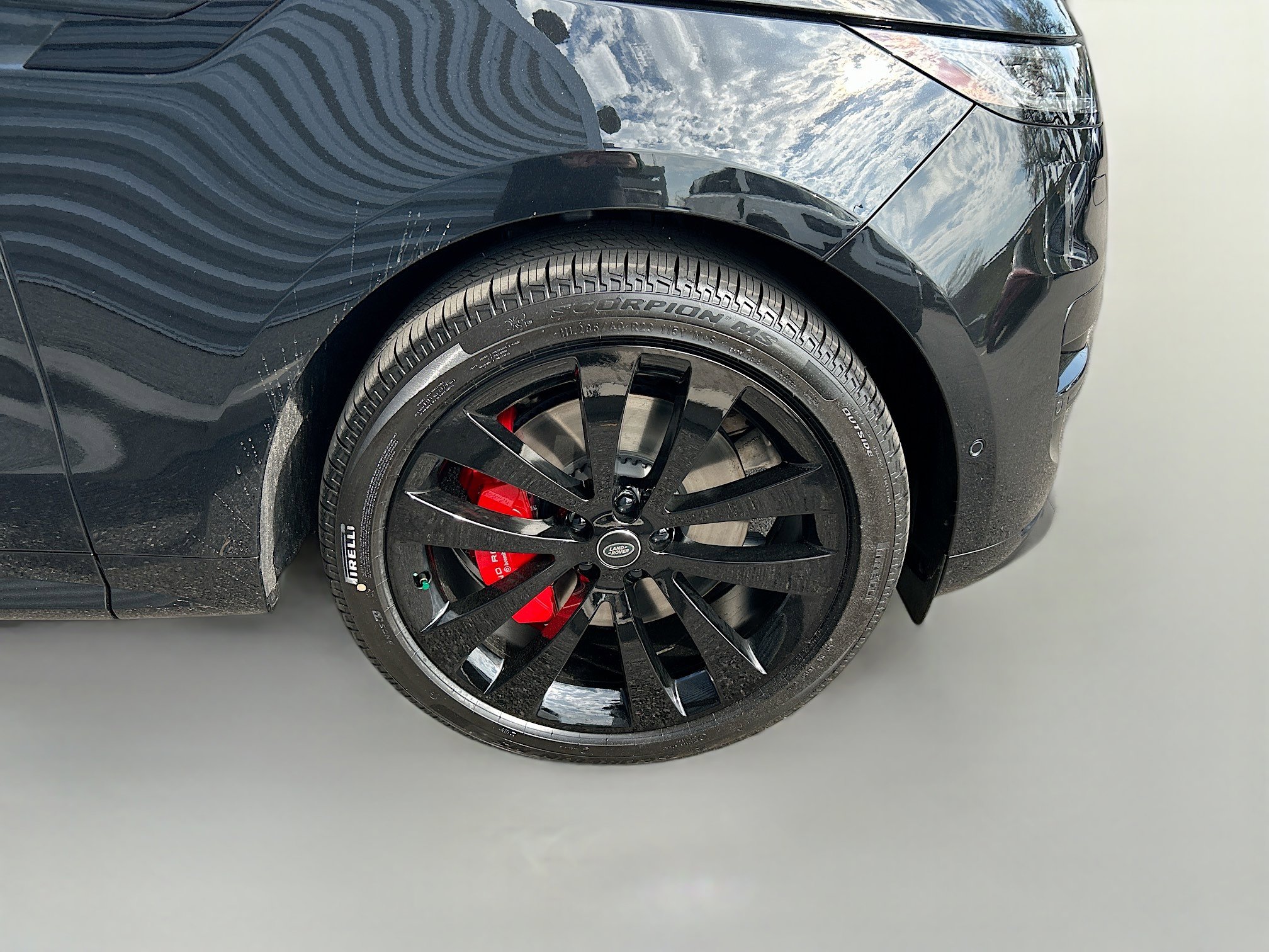 Used 2025 Land Rover Range Rover Sport Dynamic SE image 38