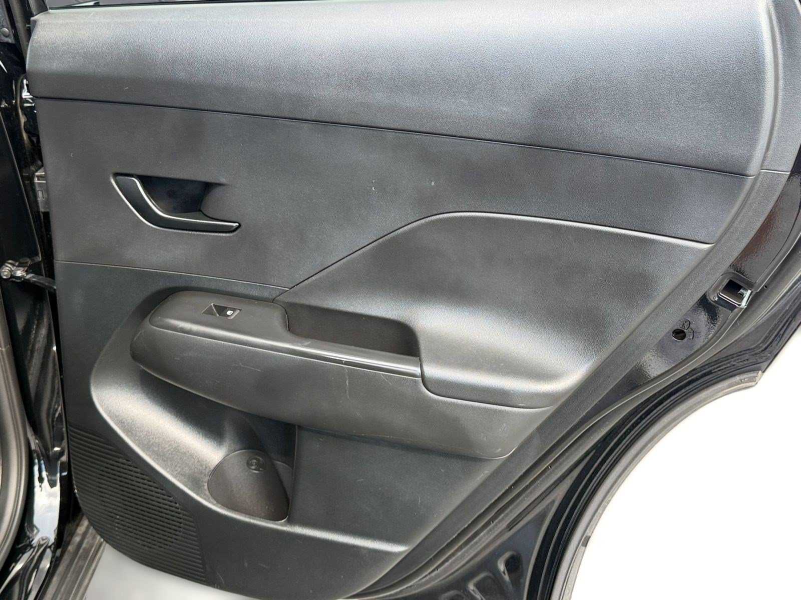 Used 2026 Hyundai Kona SEL Sport FWD image 33