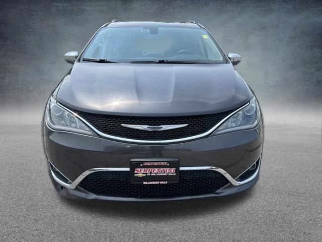 Used 2019 Chrysler Pacifica Limited FWD image 3