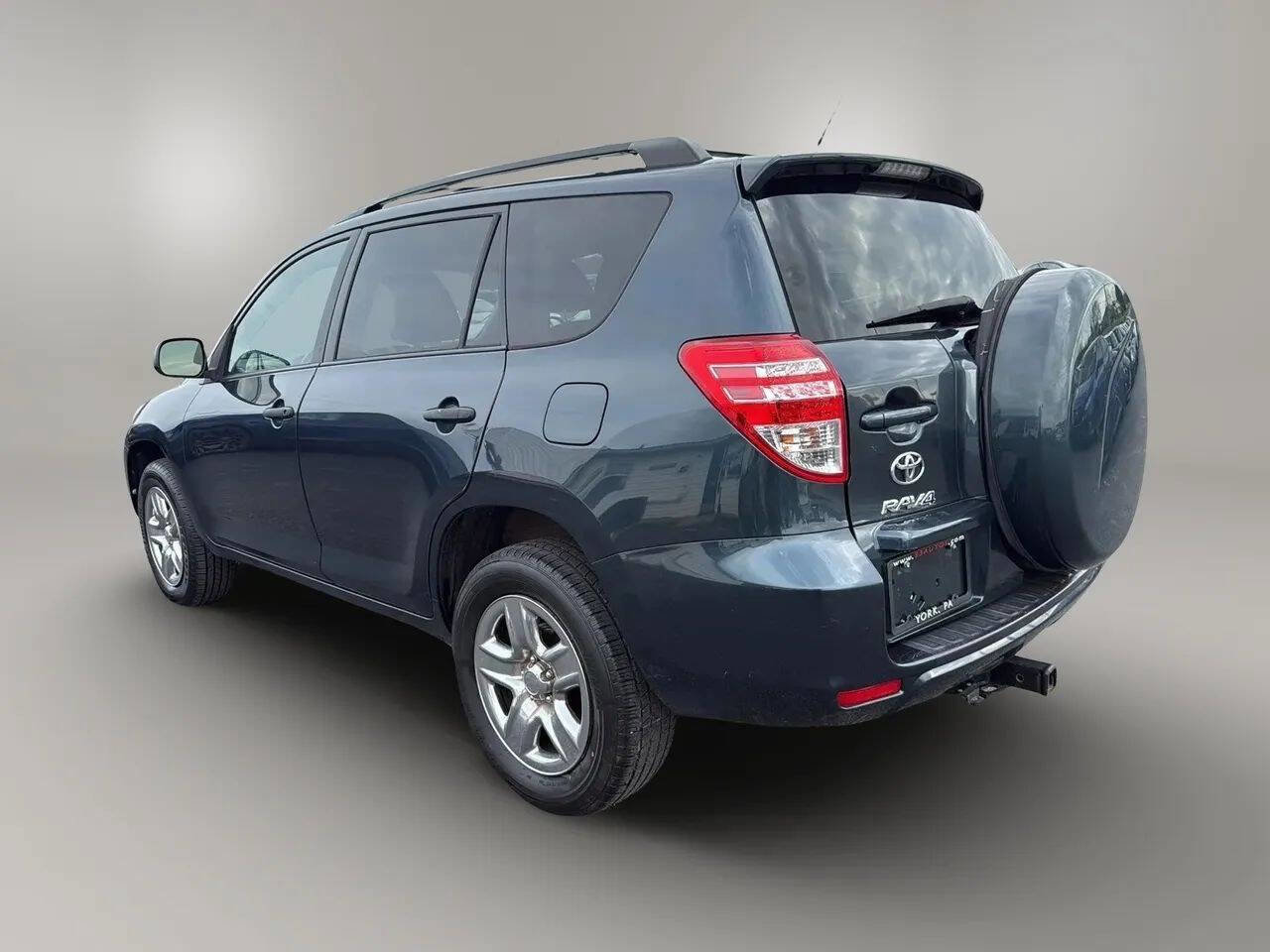 Used 2011 Toyota RAV4 4WD w/ Base L4 Extra Value Pkg image 5