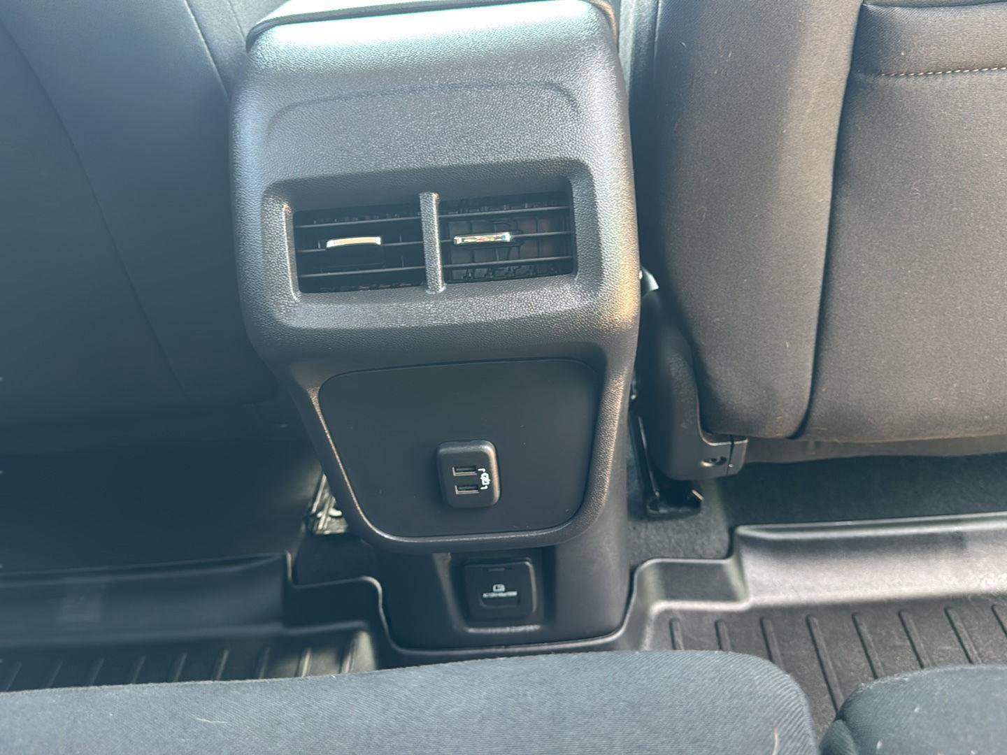 Used 2022 Chevrolet Equinox LT AWD/4WD image 23