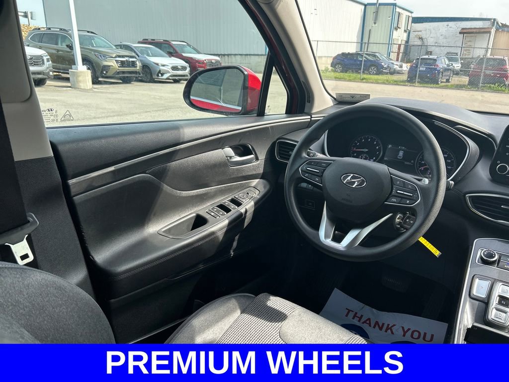 Used 2022 Hyundai Santa Fe SE AWD/4WD image 9