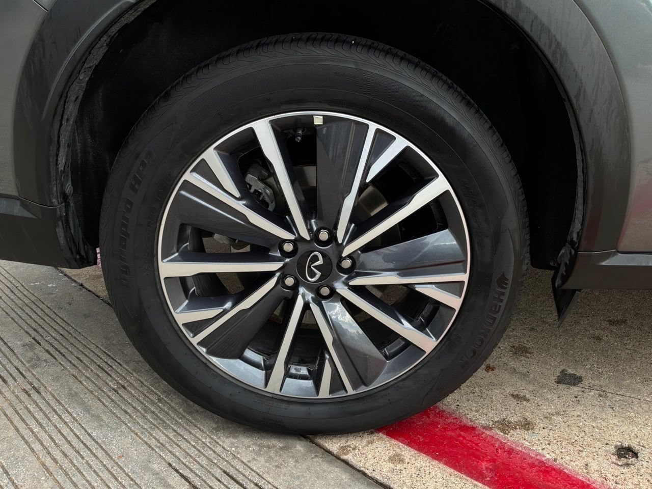 Used 2026 INFINITI QX60 Luxe FWD image 9