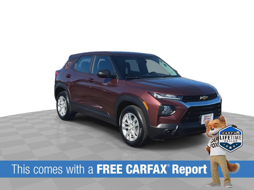 Used 2023 Chevrolet TrailBlazer LS image 2
